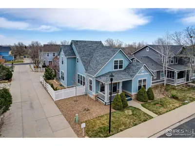 Welcome to this large, corner lot home in Renaissance, a QUIET Longmont neighbor…