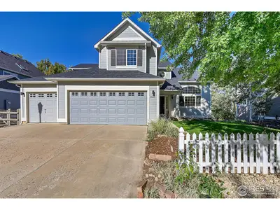 Charming Move-In Ready Home in a White Picket Fence Neighborhood! This beautiful…