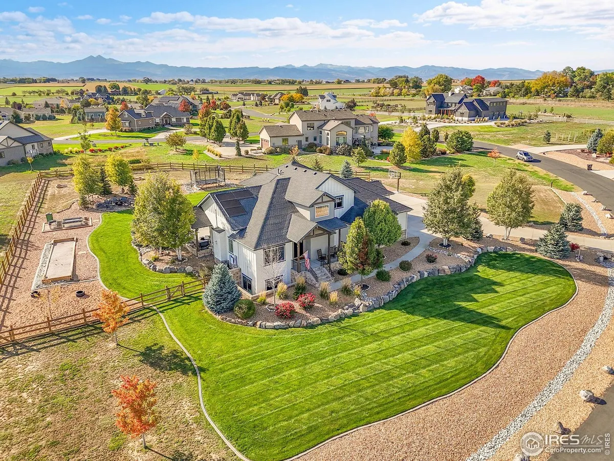 A RARE CHANCE TO OWN IN VALE VIEW COMMUNITY AT A NEWLY IMPROVED PRICE! Experienc…